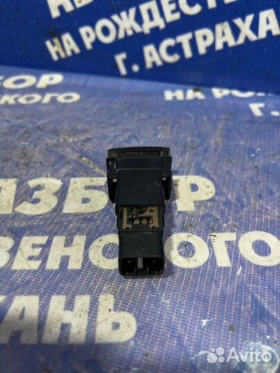 Кнопка обогрева сидений Geely Mk седан 2009