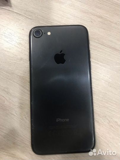 iPhone 7, 32 ГБ