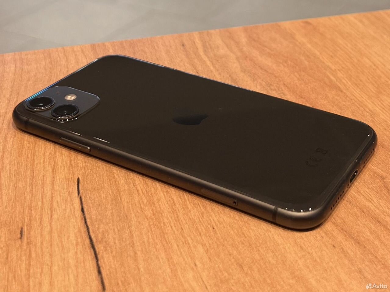 iPhone 11, 64 ГБ, SIM + eSIM
