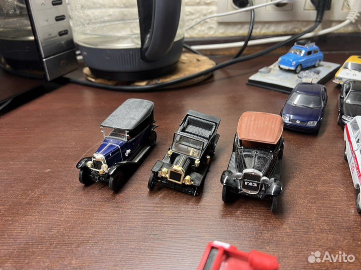 Коллекция машинок 1:43 1/43