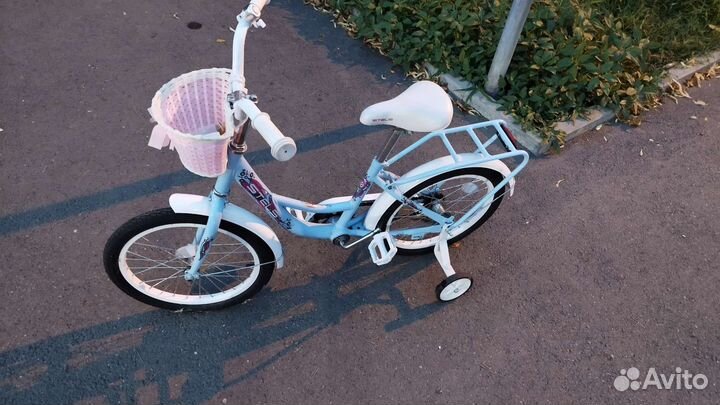 Детский трехколесный велосипед