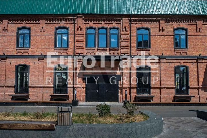 Сдам торговое помещение, 536 м²