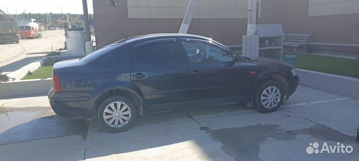 Volkswagen Passat 1.8 МТ, 1999, 260 000 км