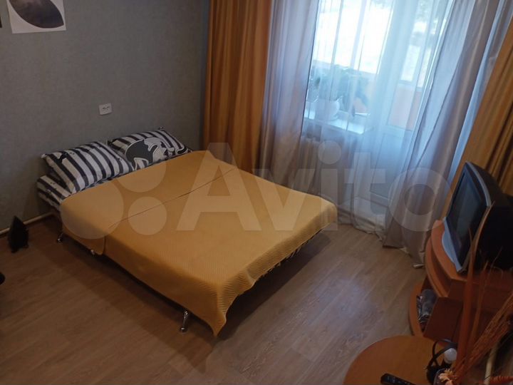 1-к. квартира, 42 м², 2/5 эт.