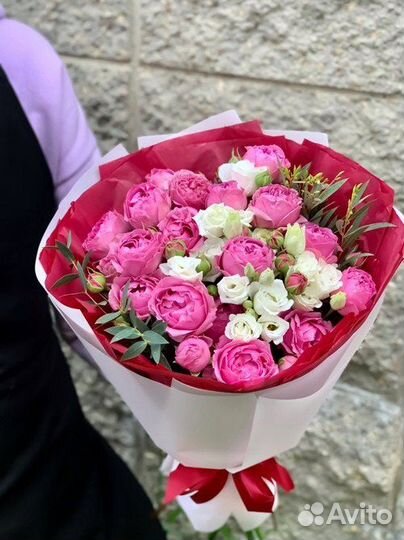 Чарующий яркий букет №576