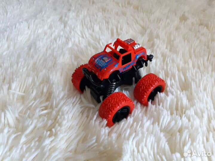 Машинки инерционные внедорожник Monster Zap