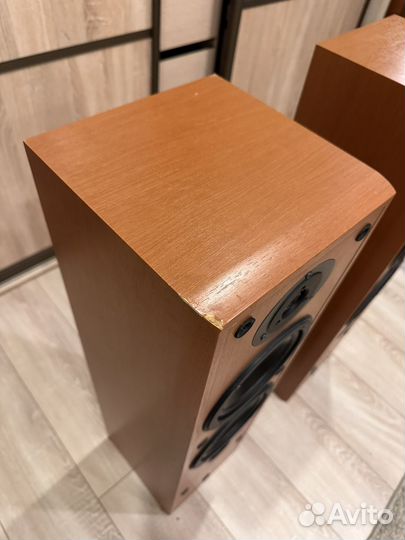 Напольная акустическая система Yamaha NS-50F