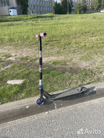 Трюковой самокат