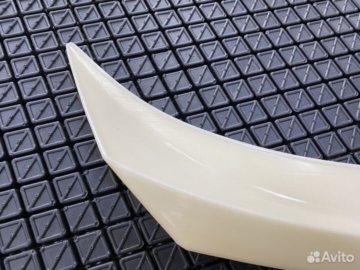 Спойлер на багажник Toyota Camry V70 2018-2020