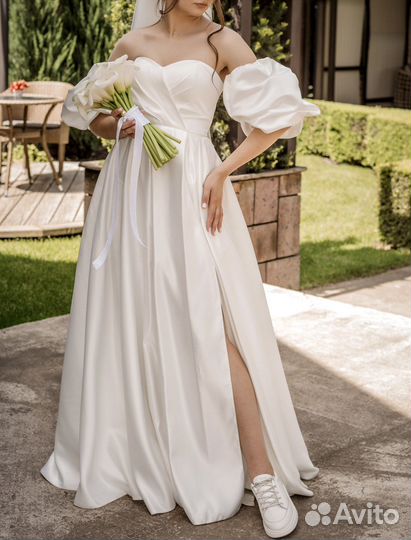 Свадебное платье