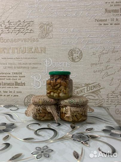 Мед Орешки с медом