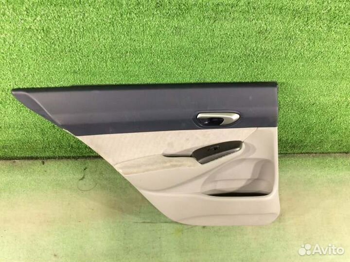 Обшивка двери задняя левая Honda Civic FD1 R18A