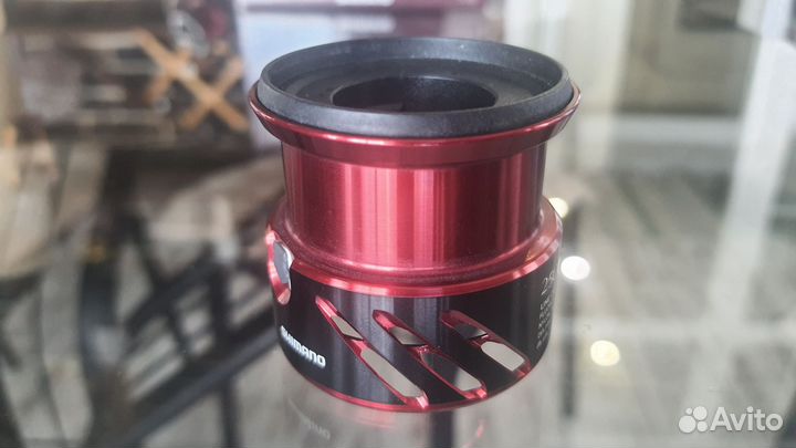 Шпуля shimano 16 stradic 2500s