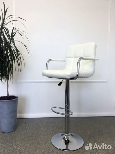 Стул барный белый