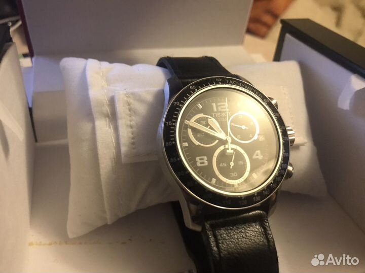 Часы наручные Tissot v8
