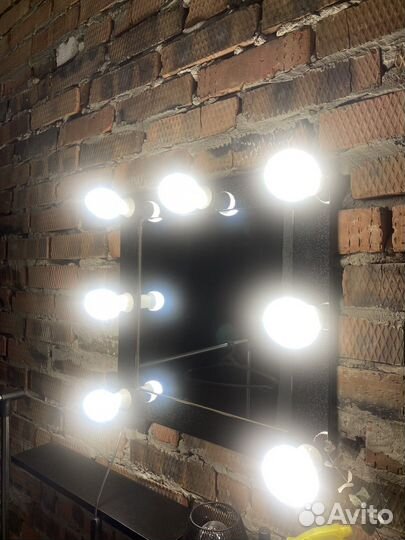 Гримерное зеркало