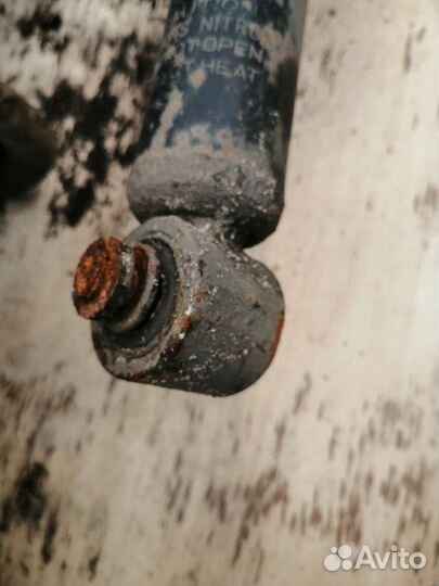 Стойки задние всборе (с пружинами) audi 80 b3