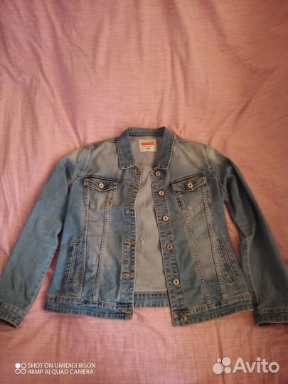 Джинсовая куртка