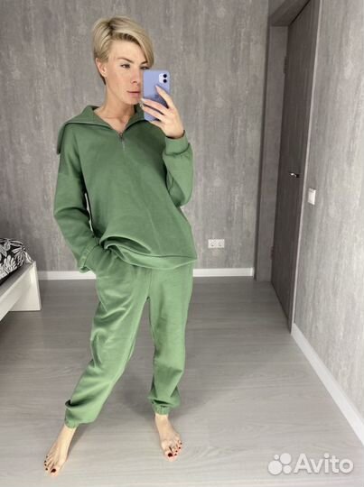 Спортивный костюм