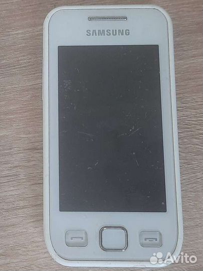 Телефон Samsung
