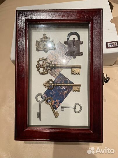 Ключница настенная из дерева