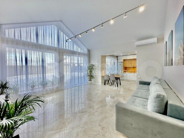 Дом 122,5 м² на участке 7,5 сот.