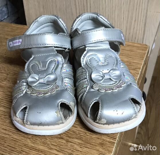 Босоножки для девочки
