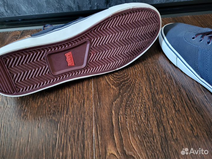 Levis (новые оригинал )