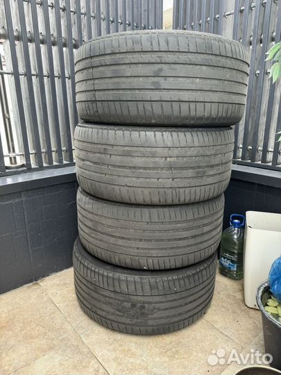 Michelin Pilot Sport 4 SUV 295/40 R21