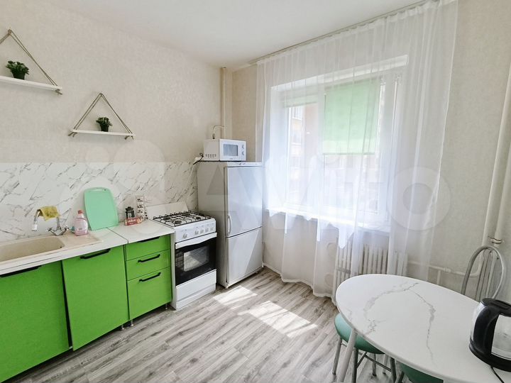 1-к. квартира, 37 м², 2/10 эт.