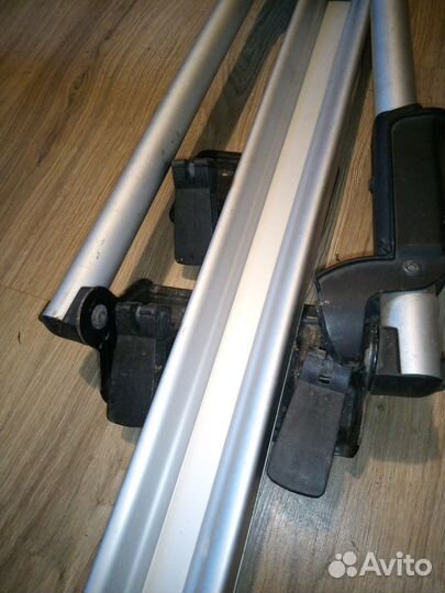 Велокрепление на крышу thule tour