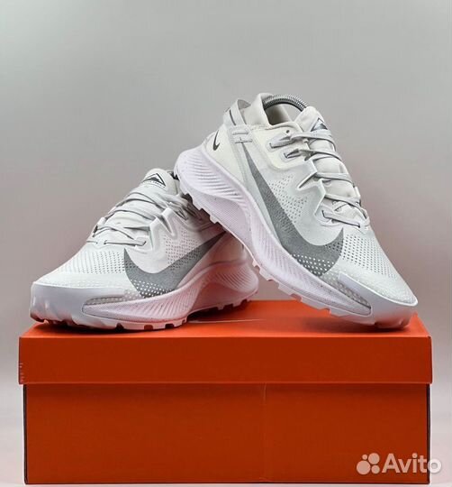 Современные Nike Pegasus Trail 2 White кроссовки