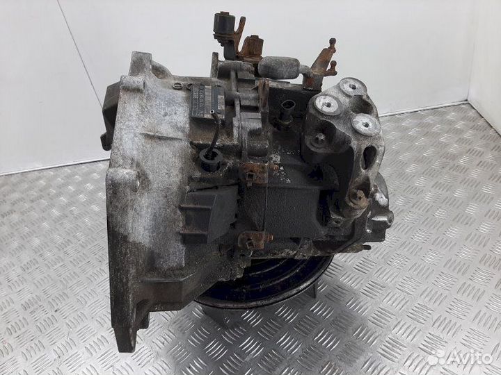 Кпп 5ст. 13101872 Opel Vectra C (2002-2008)