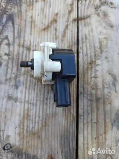 Датчик положения кузова Toyota Mazda Subaru Lexus