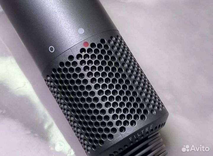 Фен Dyson Supersonic HD08 + Набор расчесок Dyson
