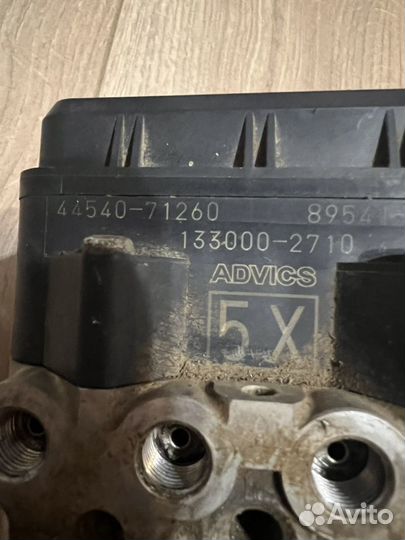 Блок Abs Toyota Hi-lux 7 2004-2015 год