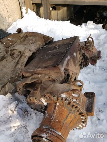 Задний мост