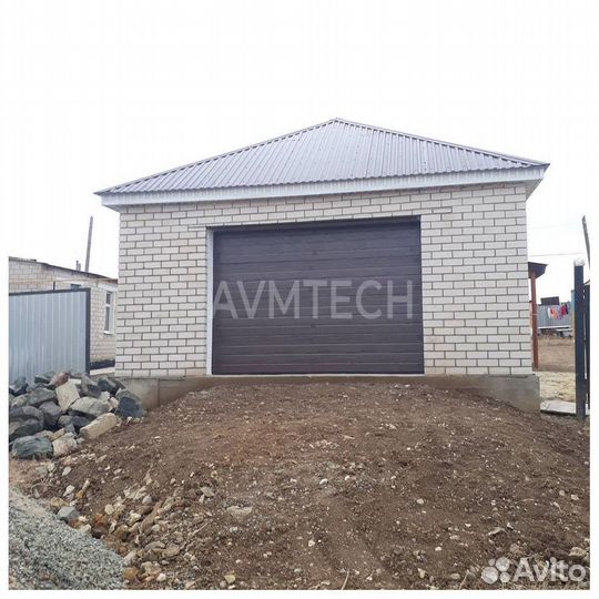 Секционные ворота для гаража