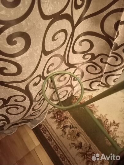 Аквариум круглый на стойке для крепления цветов