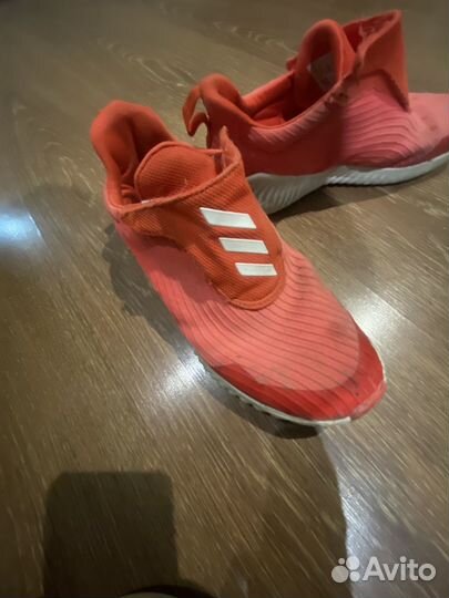 Спортивные кроссовки Adidas 36