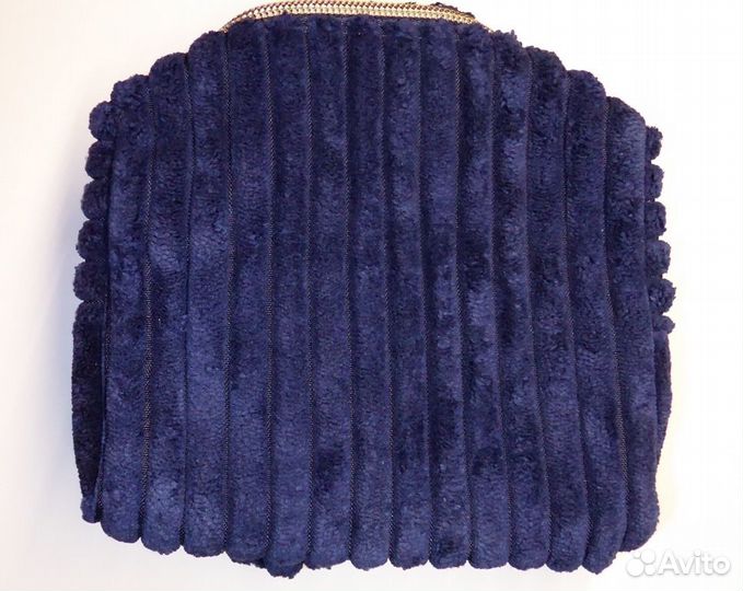 Косметичка синяя ив роше новый год 2025