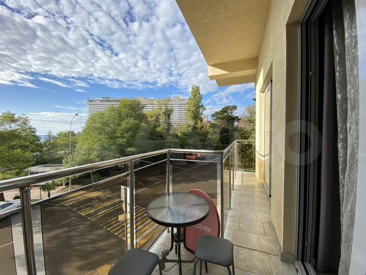 3-к. квартира, 80 м², 3/12 эт.