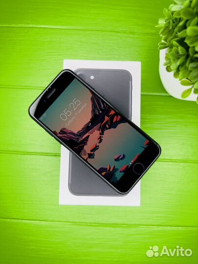 iPhone 7 32gb black;