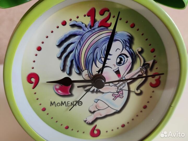 Часы будильник Красный куб