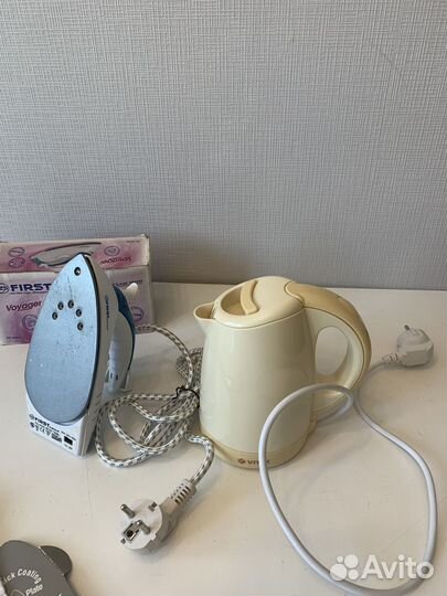 Мини-чайник VT-1134 Y и утюжок FA-5642