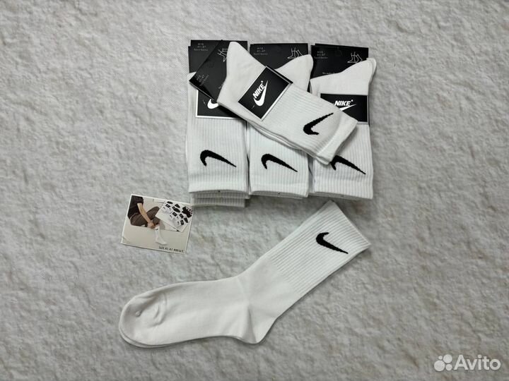 Носки Nike высокие белые