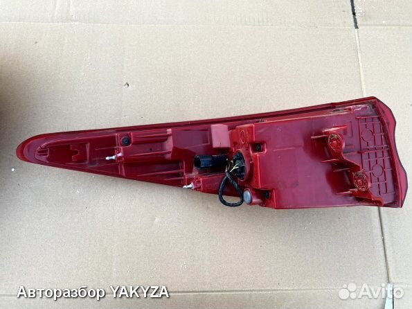 Kia Sportage 4 фонарь задний правый в крыло
