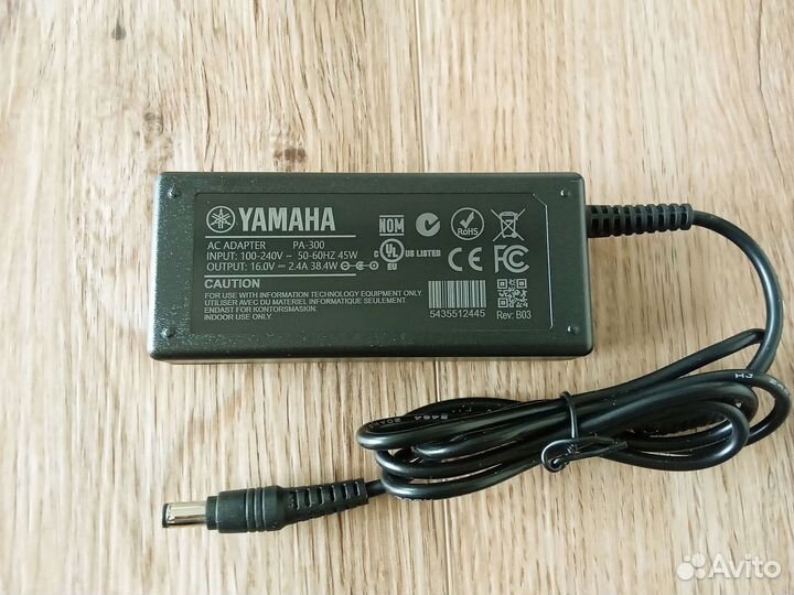 Блок питания Yamaha PSR-sх600