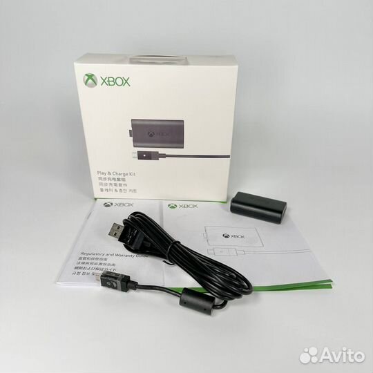 Аккумулятор для Xbox и кабель micro-usb