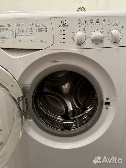 Стиральная машина indesit